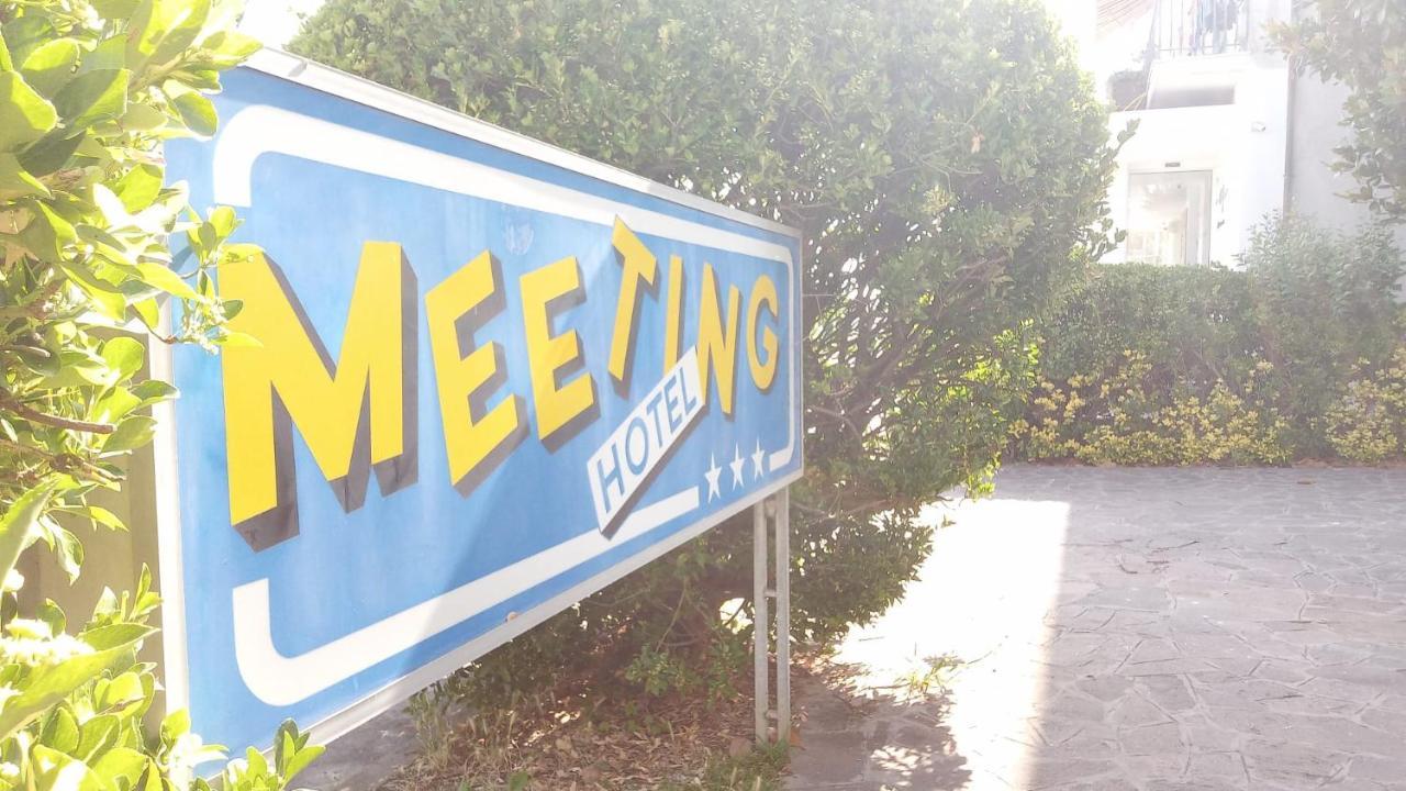 Hotel Meeting ベラーリア・イジェア・マリーナ エクステリア 写真